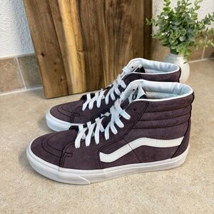 Vans High Top Shoes: Men's size 8.5 women's Size 10